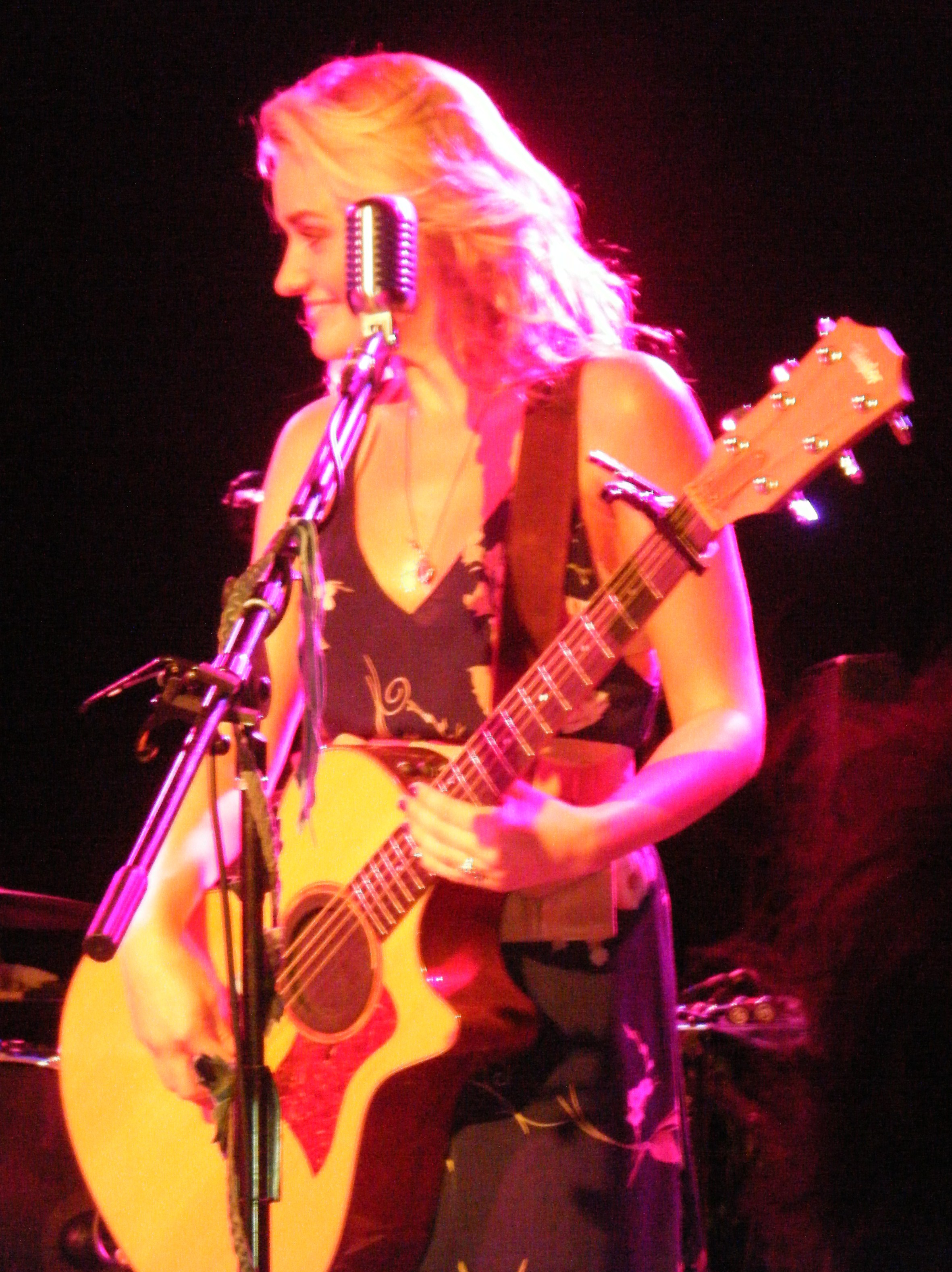 Aly and AJ Michalka - Concert Candids in LA
