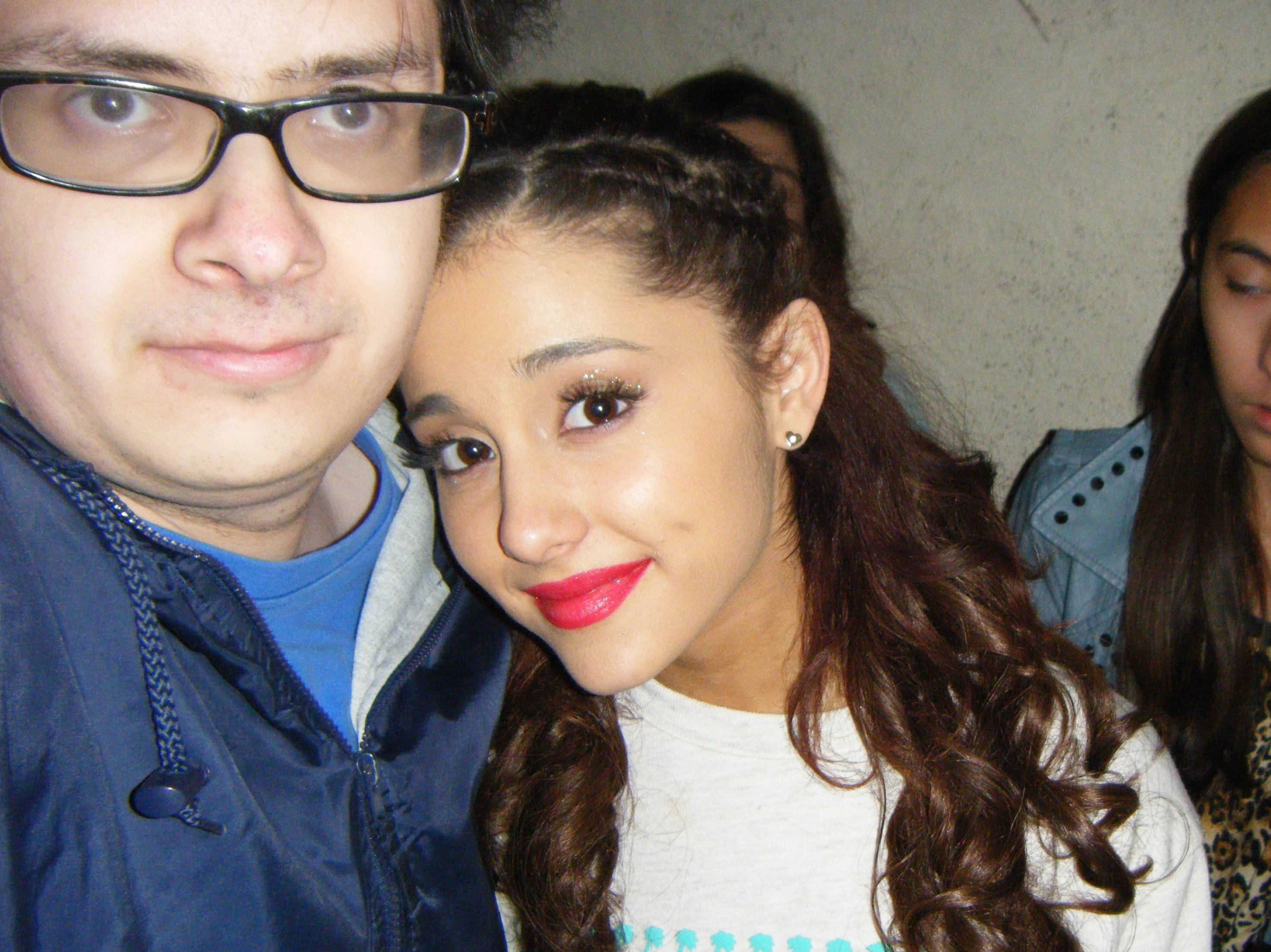 Ariana Grande - A Snow White Christmas Candids