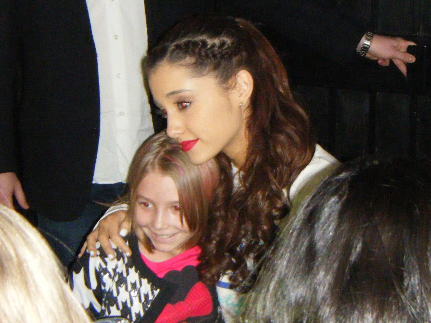 Ariana Grande - A Snow White Christmas Candids