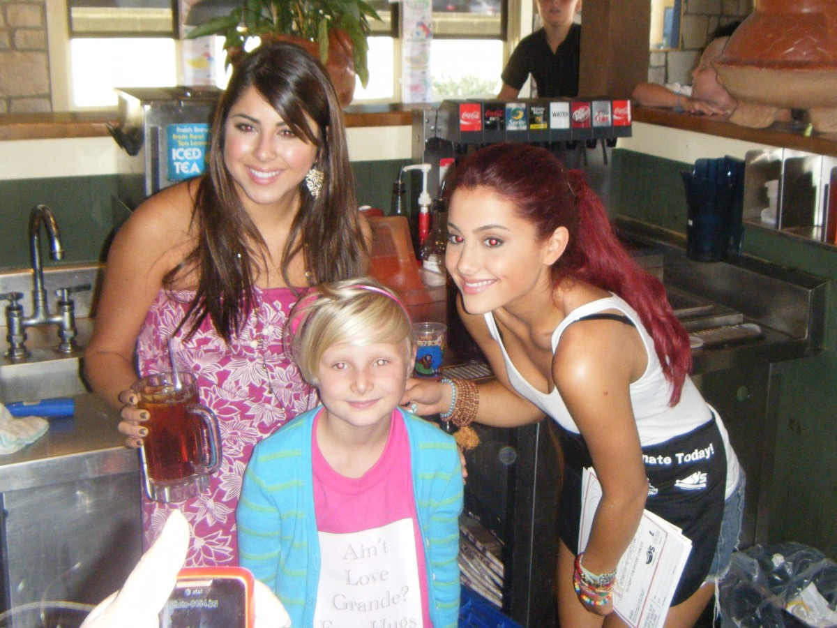Ariana Grande St. Jude's Fundraiser at Chili's