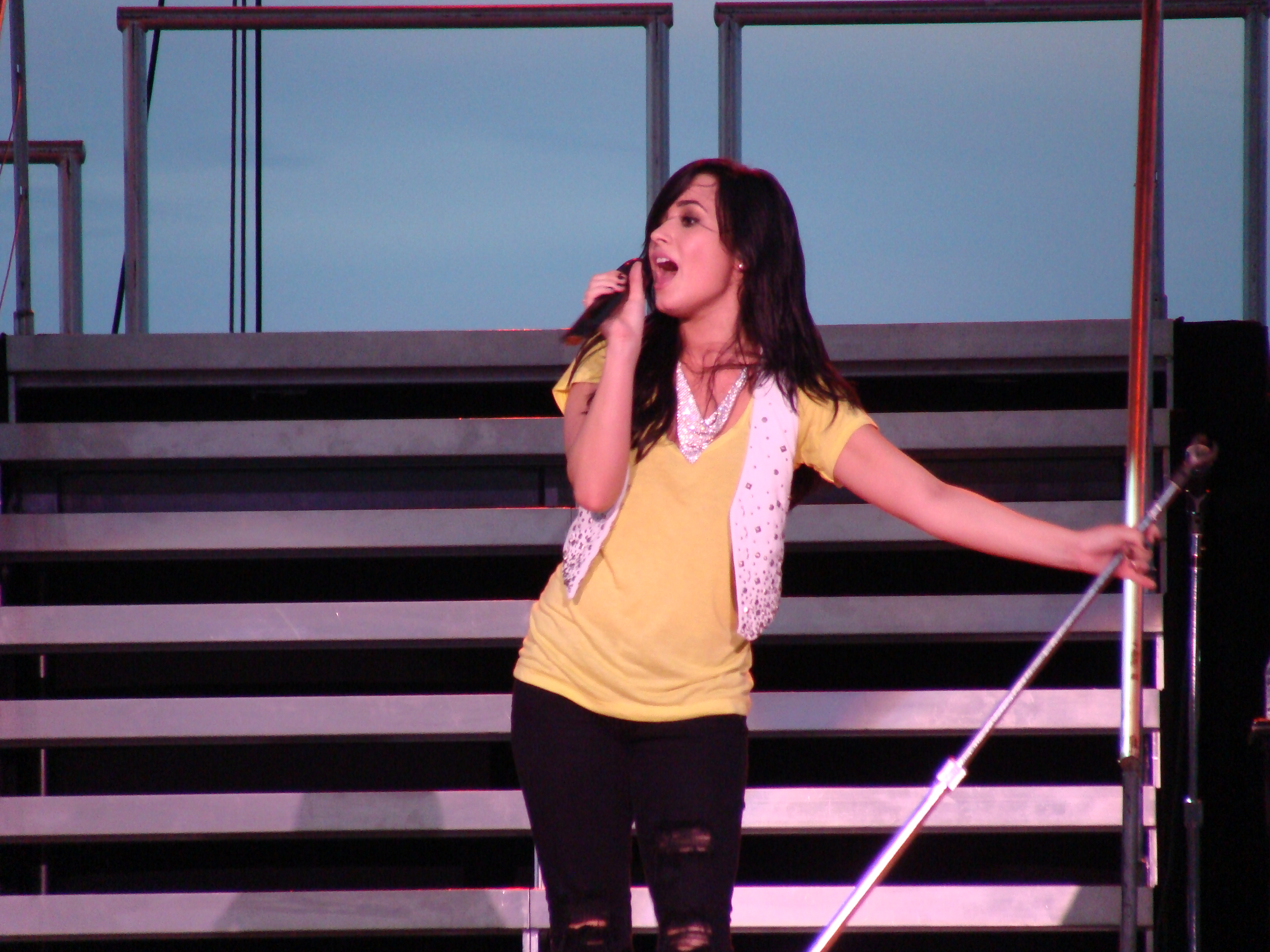 Demi Lovato preforms at the WI State Fair