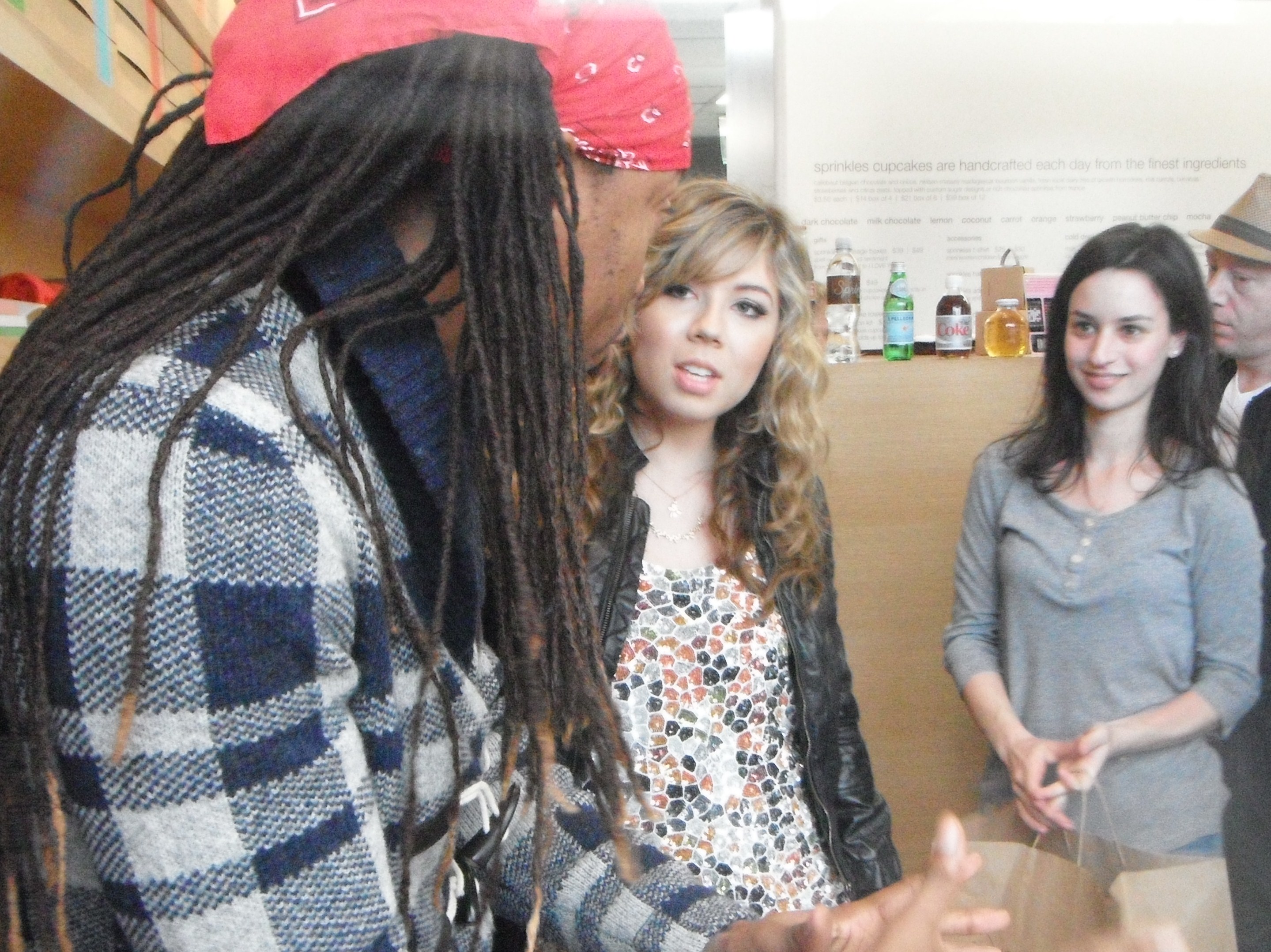 Jennette McCurdy  - Meet and Greet at Sprinkles in LA