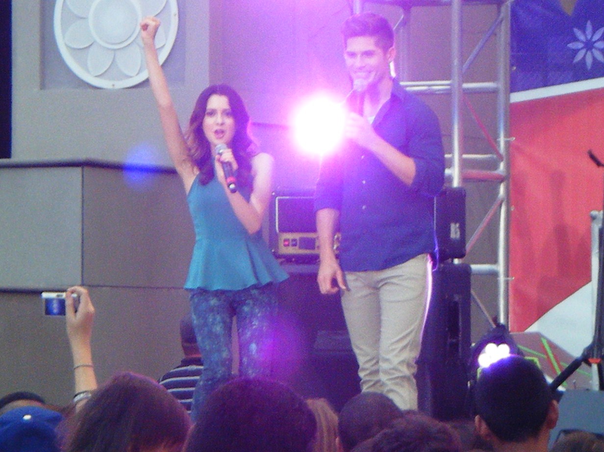 NBT Concert at Hollywood and Highland Center