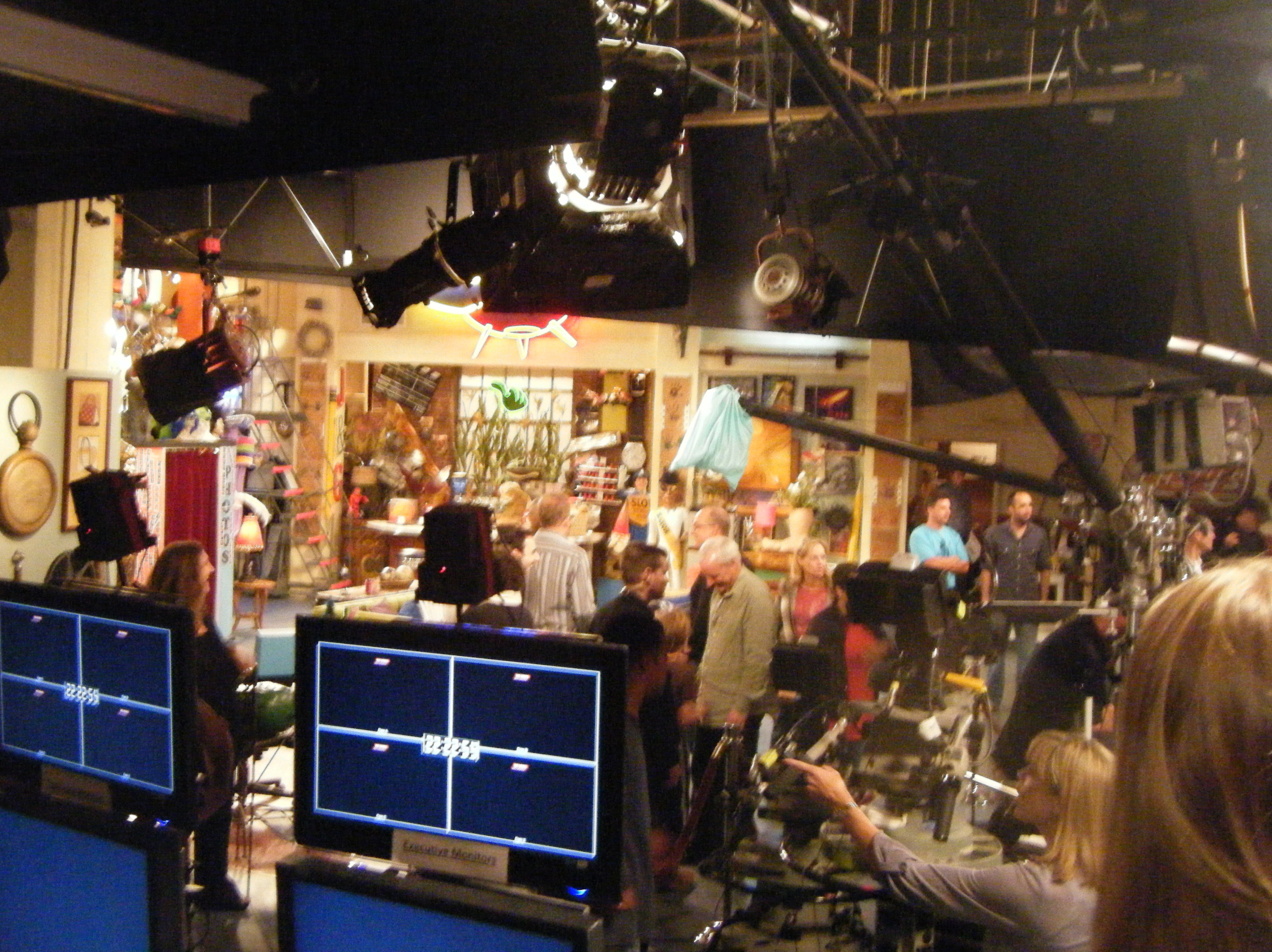 Sonny with a chance Set Photos