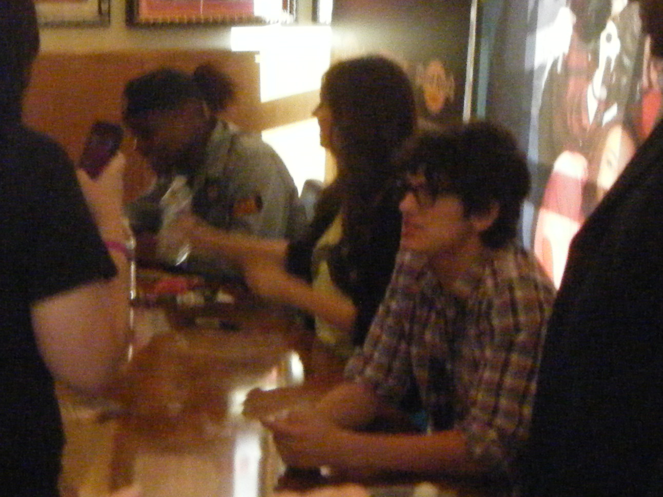 Victoria Justice CD Signing at Citywalk LA