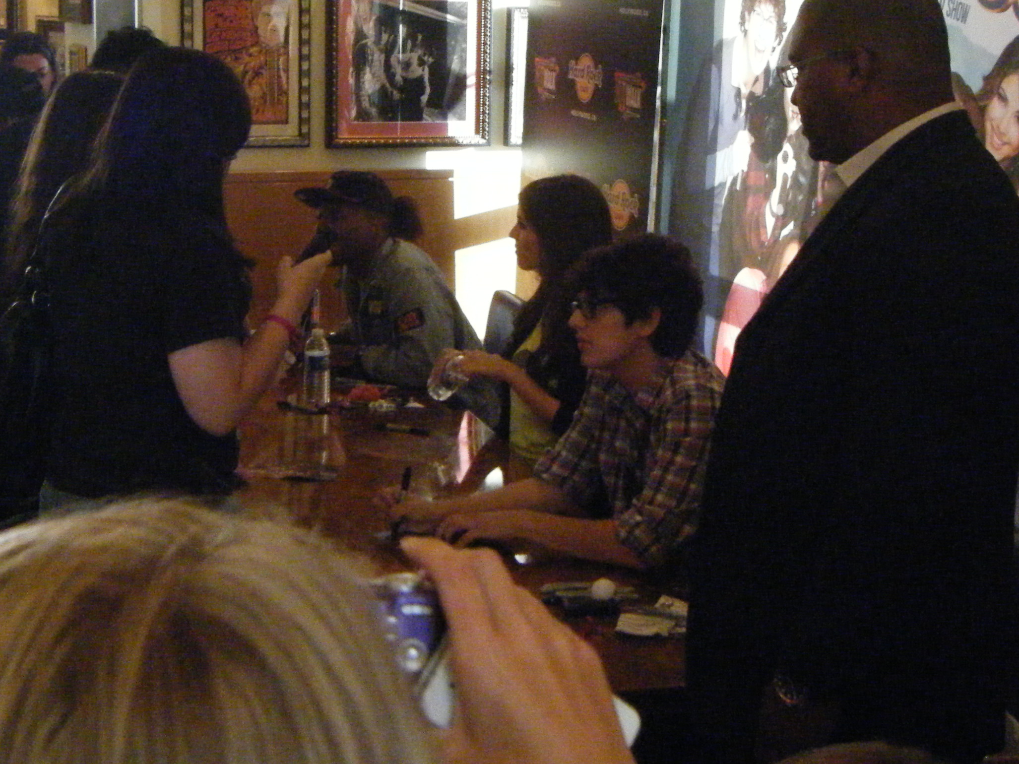 Victoria Justice CD Signing at Citywalk LA